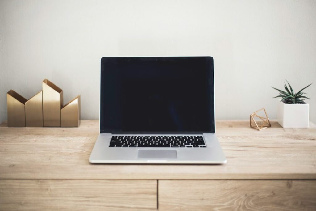 Laptop on a desk used to manage Microsoft Edge browsing privacy