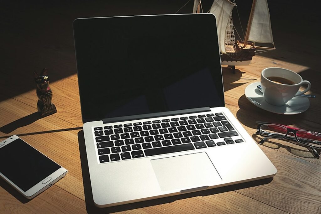 Laptop on a desk representing sleeping tabs in Microsoft Edge